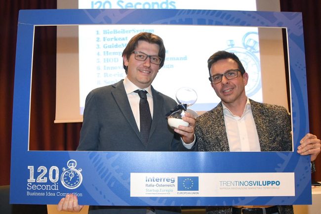 HOD winning 1st prize at 120 Secondi Award HOD winning 1st prize at 120 Secondi Award